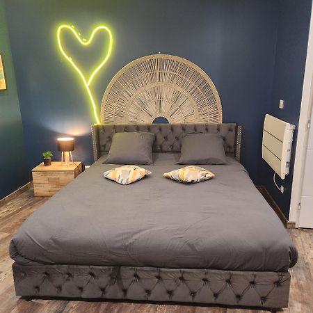 Loveroom Pau Exterior foto